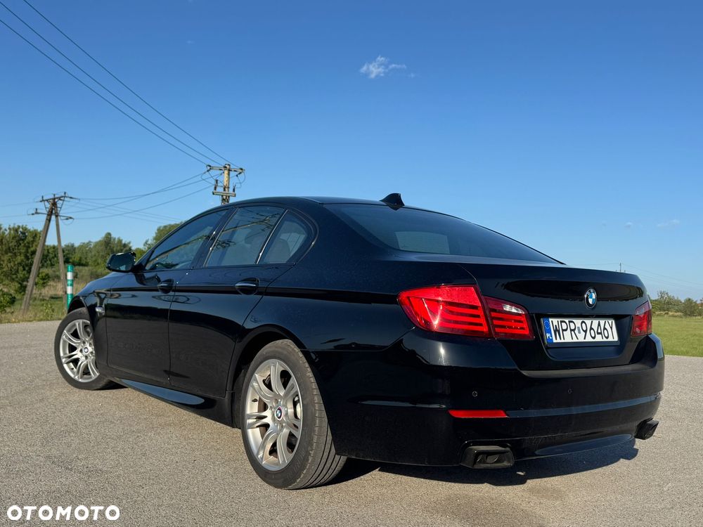 BMW Seria 5 550i xDrive Sport-Aut - 5