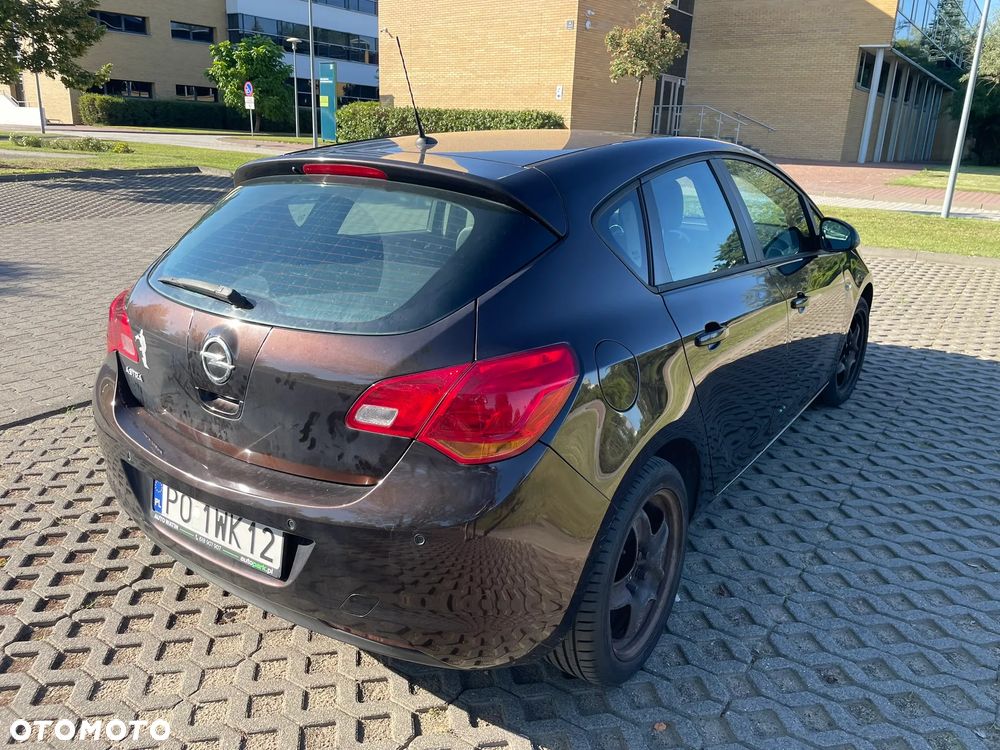 Opel Astra 1.6 EU5 - 4