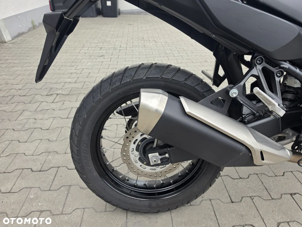 Honda XL - 25