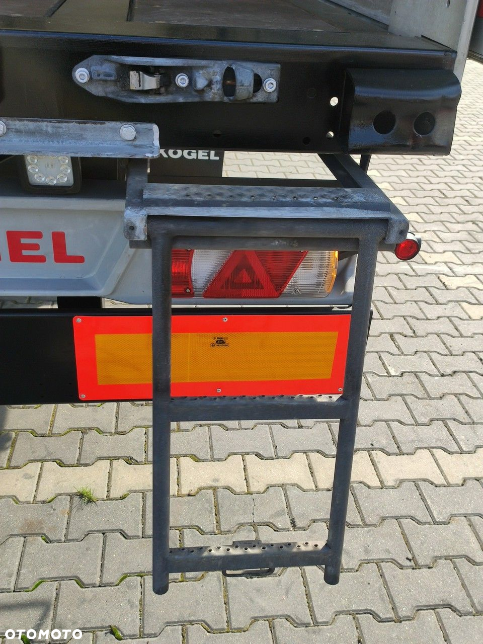 Kögel Coil mulda 3 Osie SAF Dach i Boki Zsuwane - 30