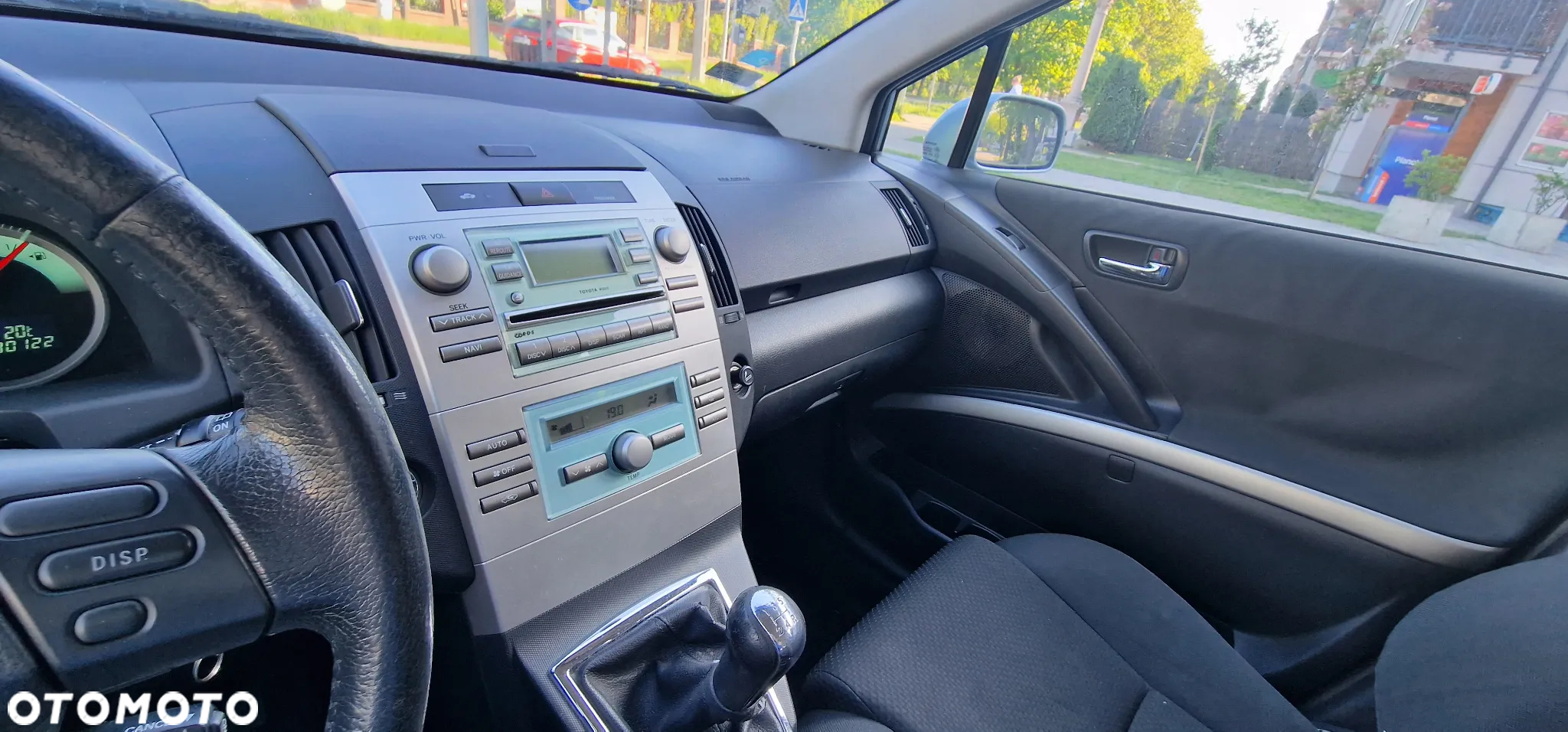 Toyota Corolla Verso - 6