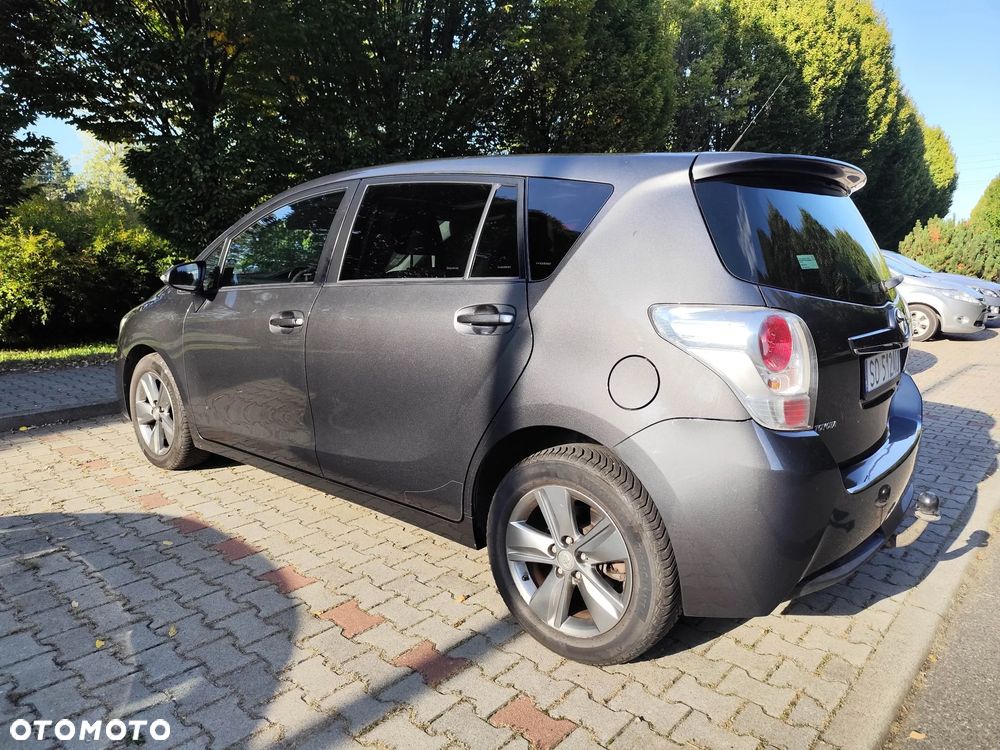 Toyota Verso 1.6 D-4D 7-Sitzer Start/Stop Skyview Edition - 4