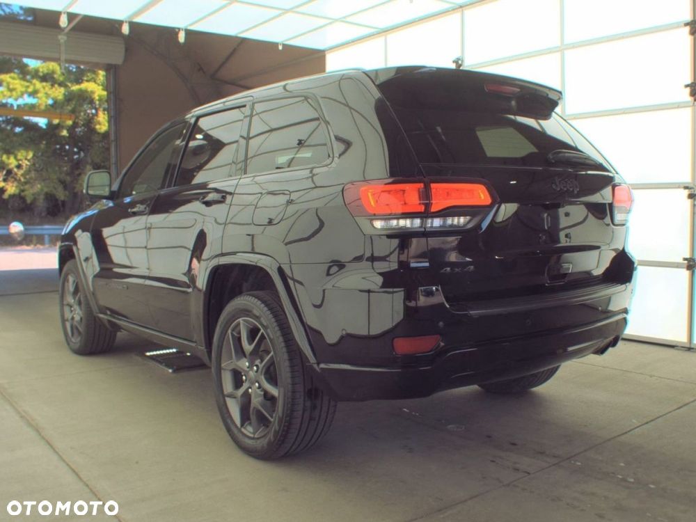 Jeep Grand Cherokee - 4