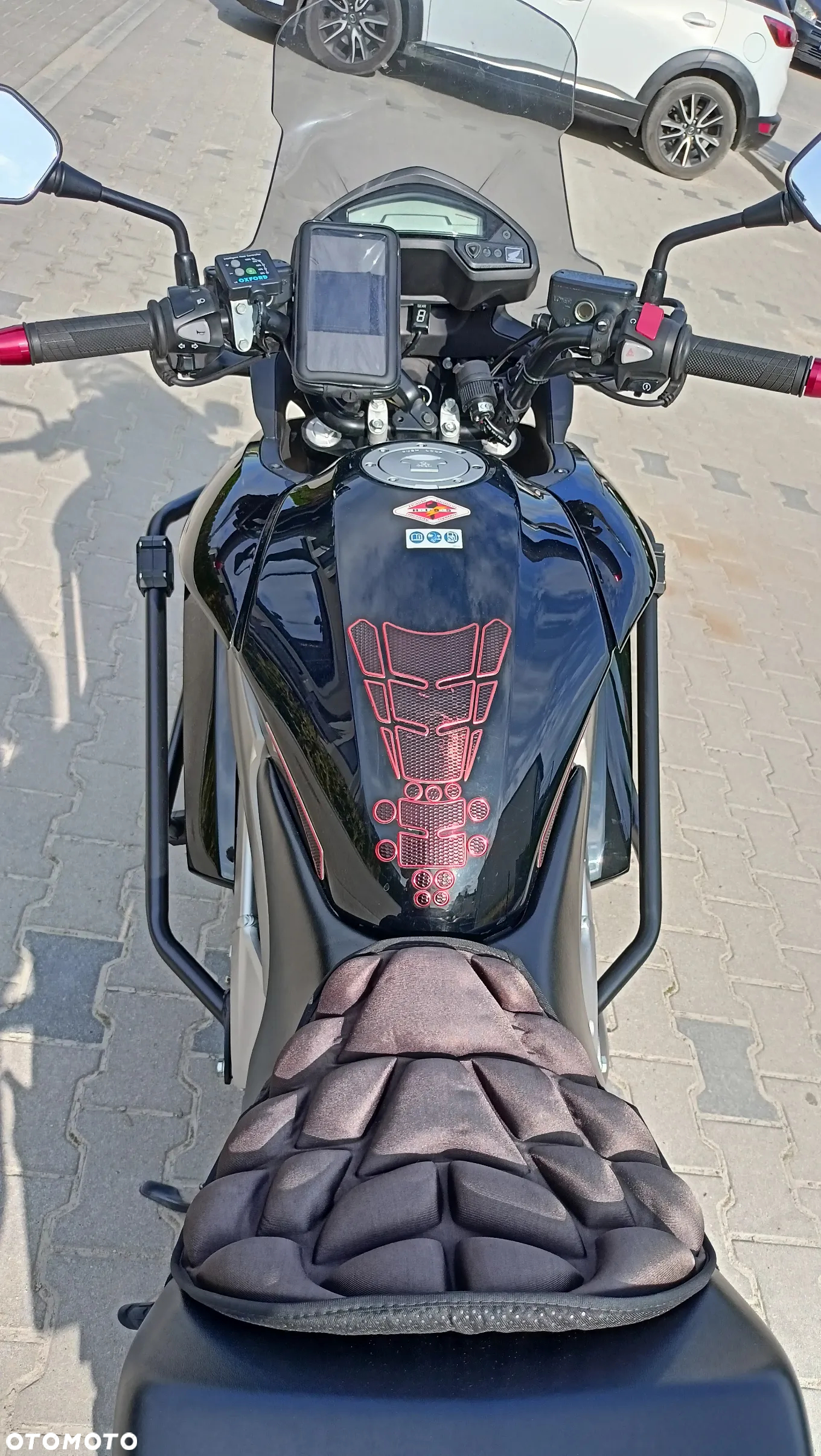 Honda VFR - 8