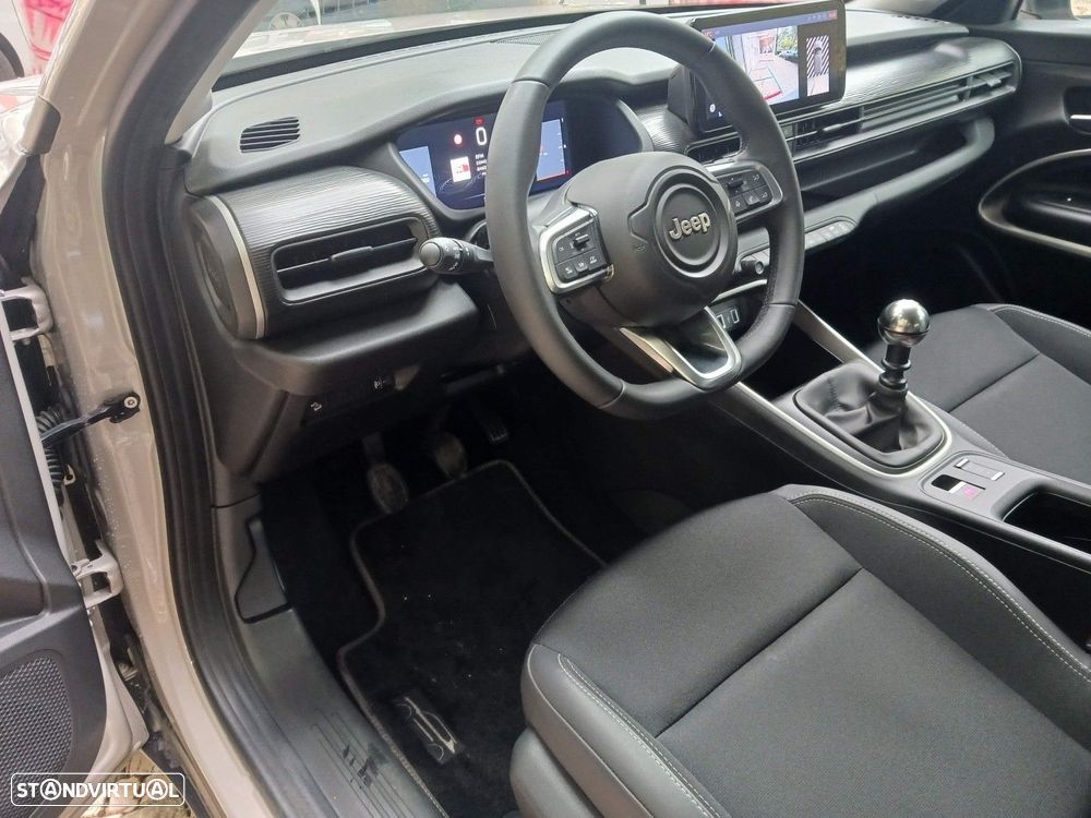 Jeep Avenger 1.2 GSE T3 Altitude - 32