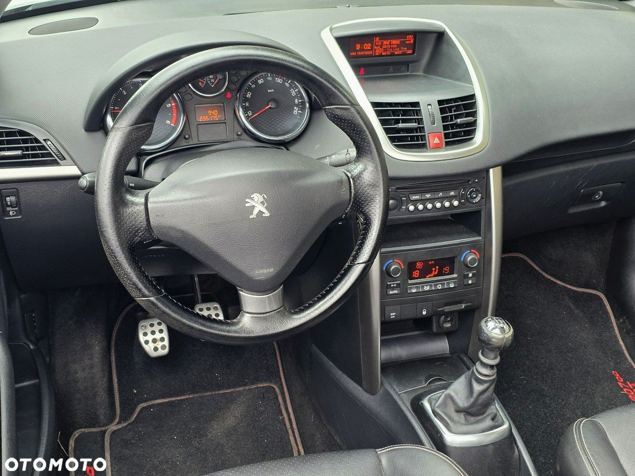 Peugeot 207 CC - 12