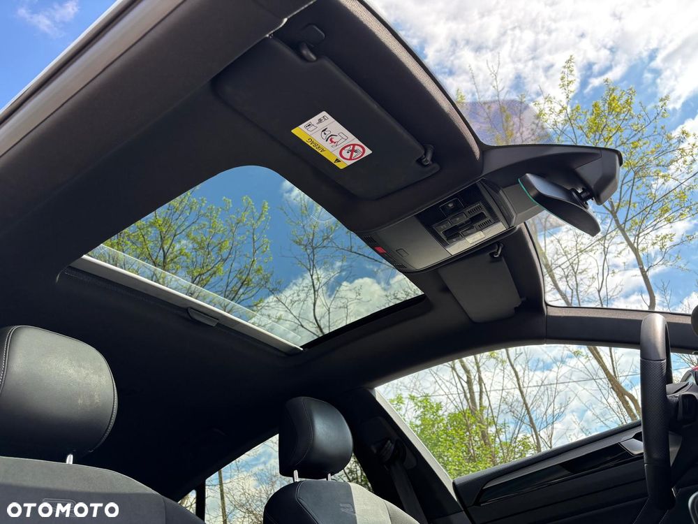 Volkswagen Arteon 2.0 TDI SCR 4Motion DSG R-Line Edition - 28