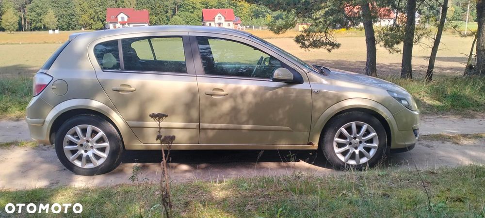 Opel Astra 1.6 16V Dream - 32