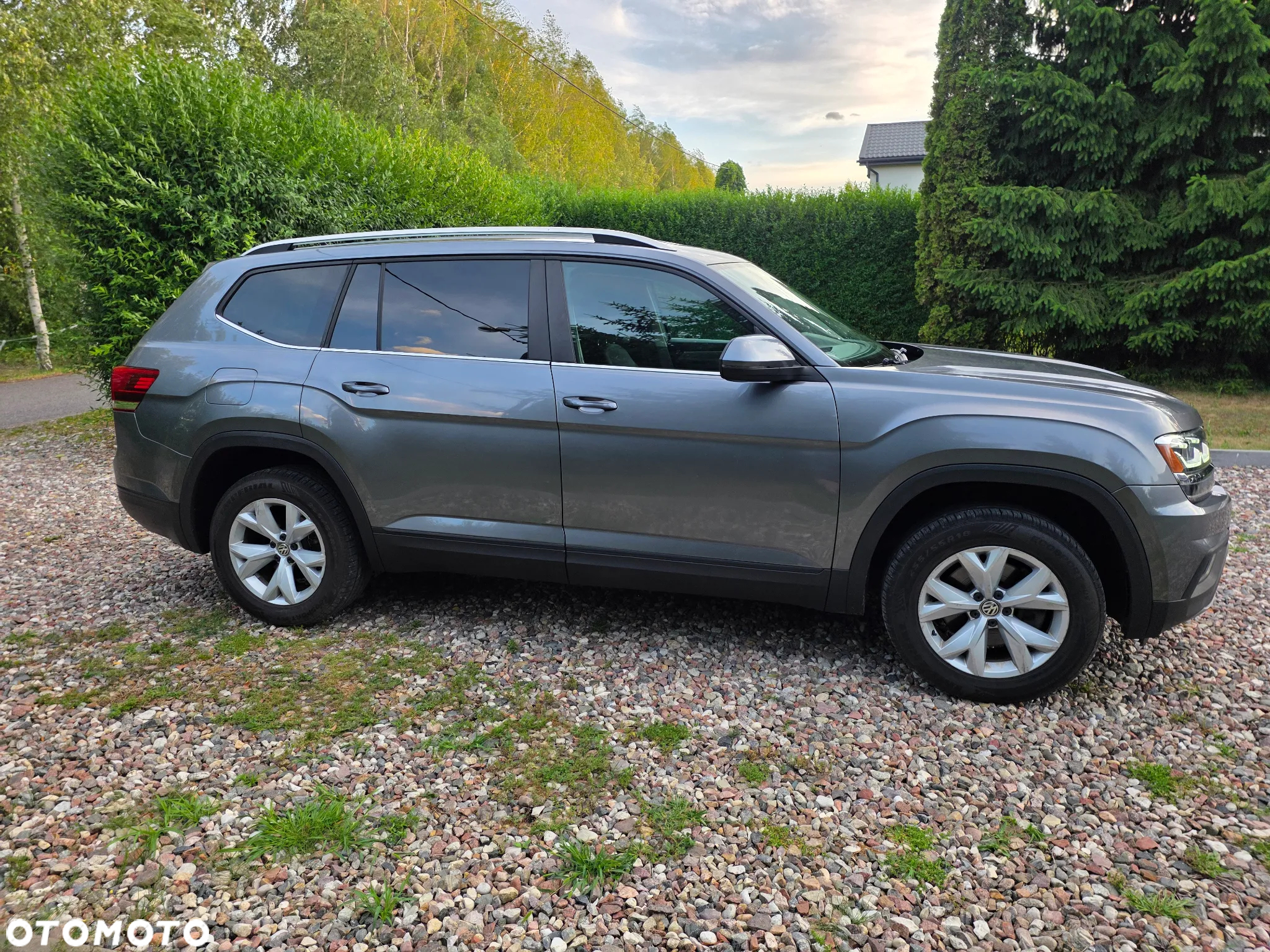 Volkswagen Atlas - 4