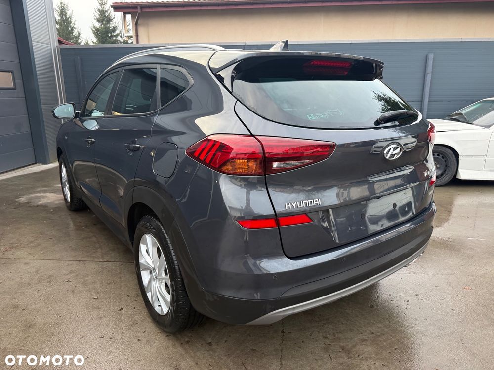 Hyundai Tucson 1.6 CRDi 48V-Hybrid 4WD DCT Select - 13