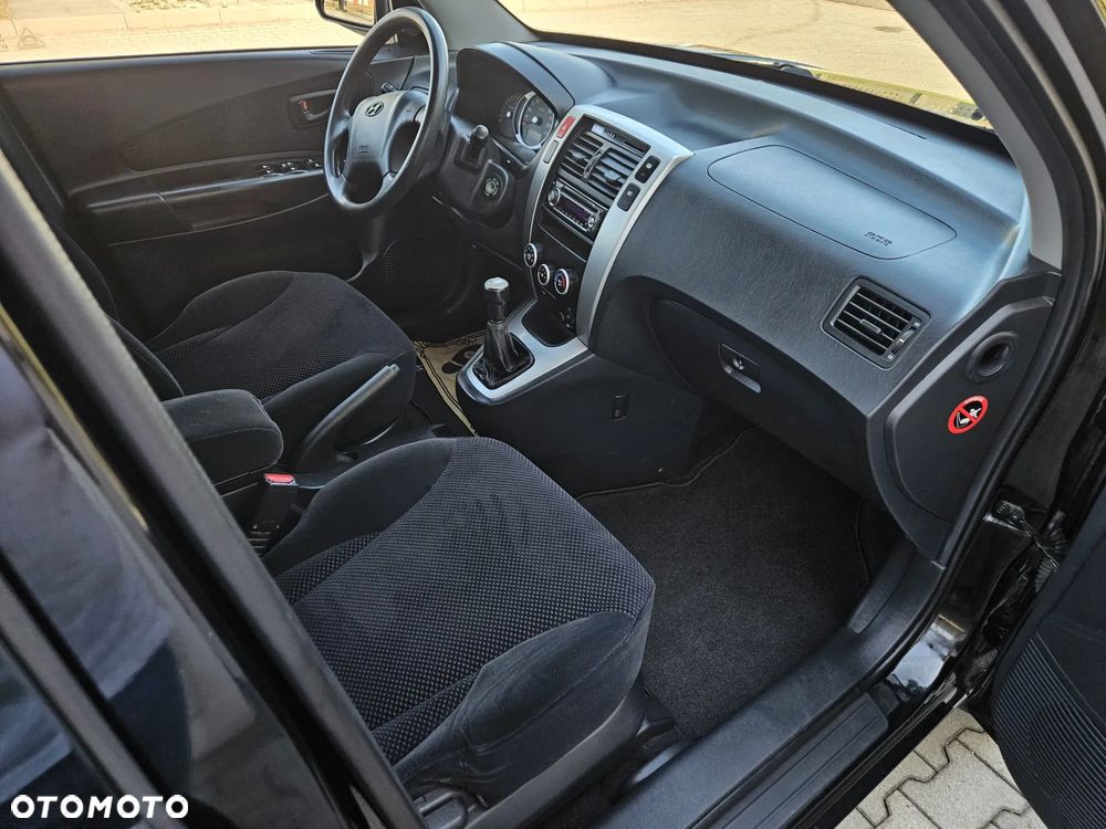 Hyundai Tucson 2.0 4WD GLS - 25