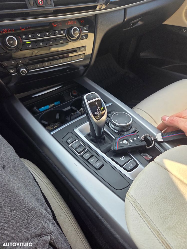 BMW X5 xDrive25d - 8