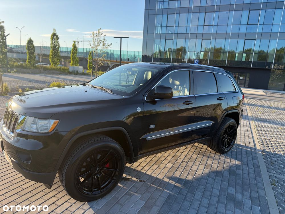 Jeep Grand Cherokee 5.7 V8 Overland Summit - 3