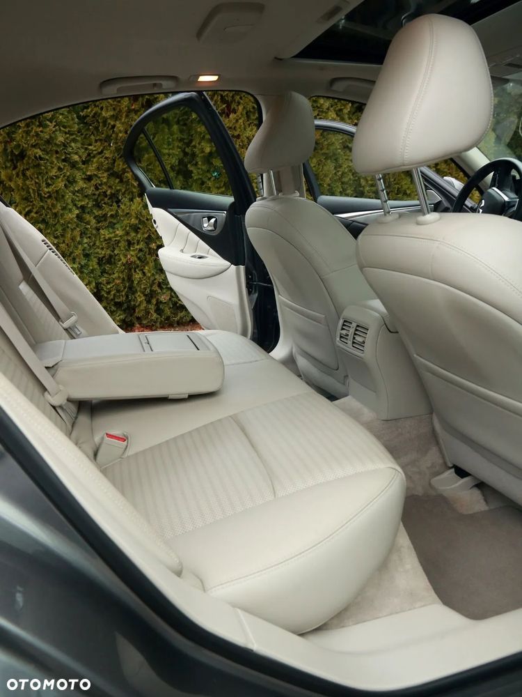 Infiniti Q50 Q50S Hybrid AWD Sport Tech - 19