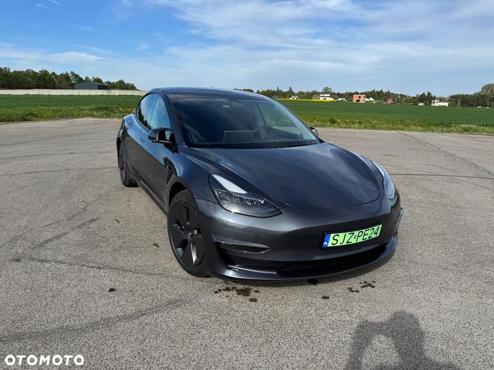 Tesla Model 3 Standard Hinterradantrieb - 3