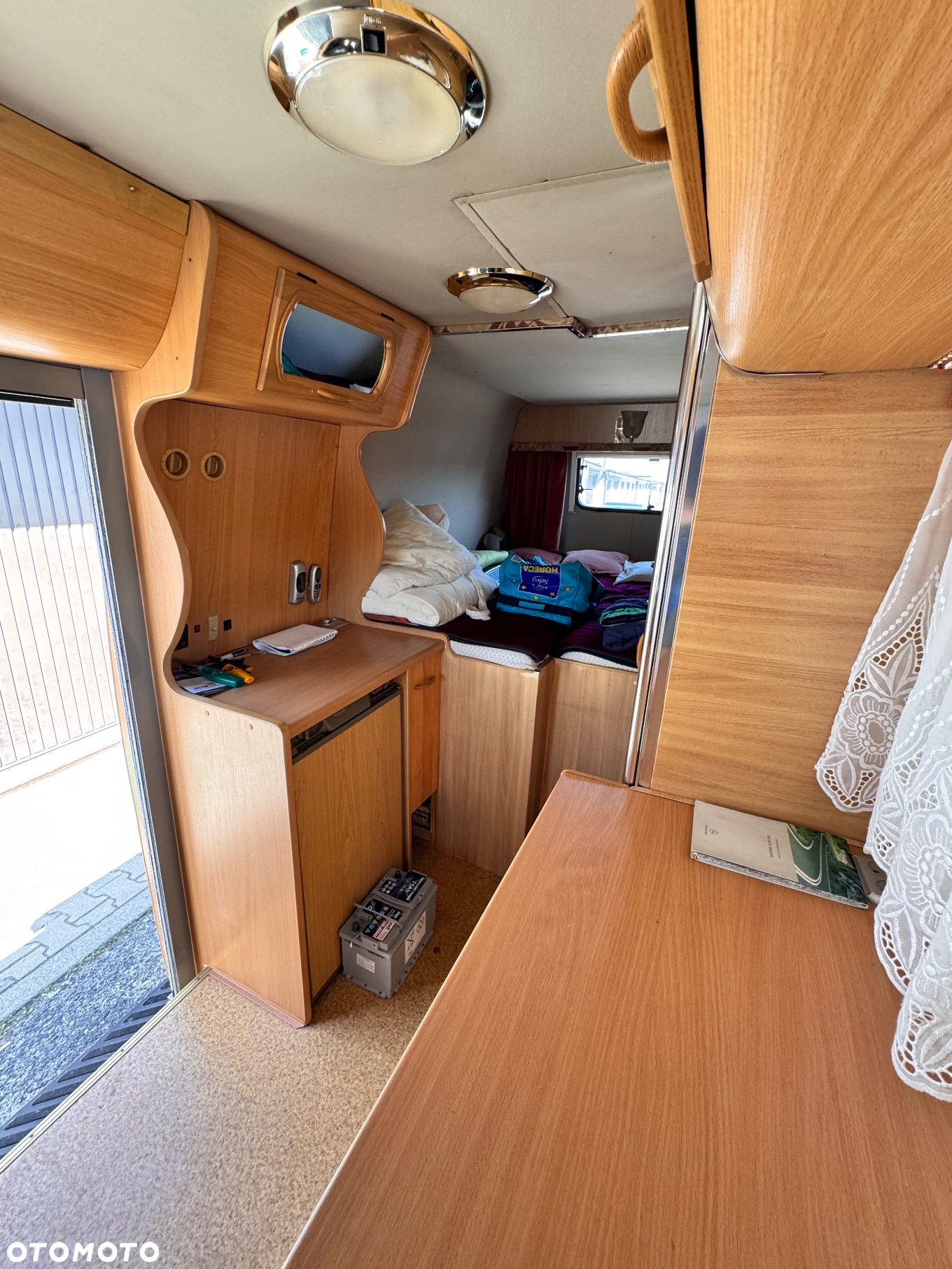 Mercedes-Benz Sprinter - 13