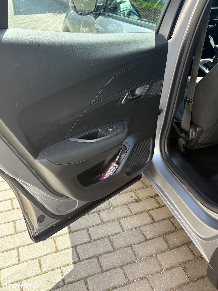 Peugeot 2008 BlueHDi 110 Active - 30