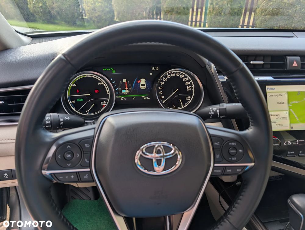 Toyota Camry 2.5 Hybrid Executive CVT - 30