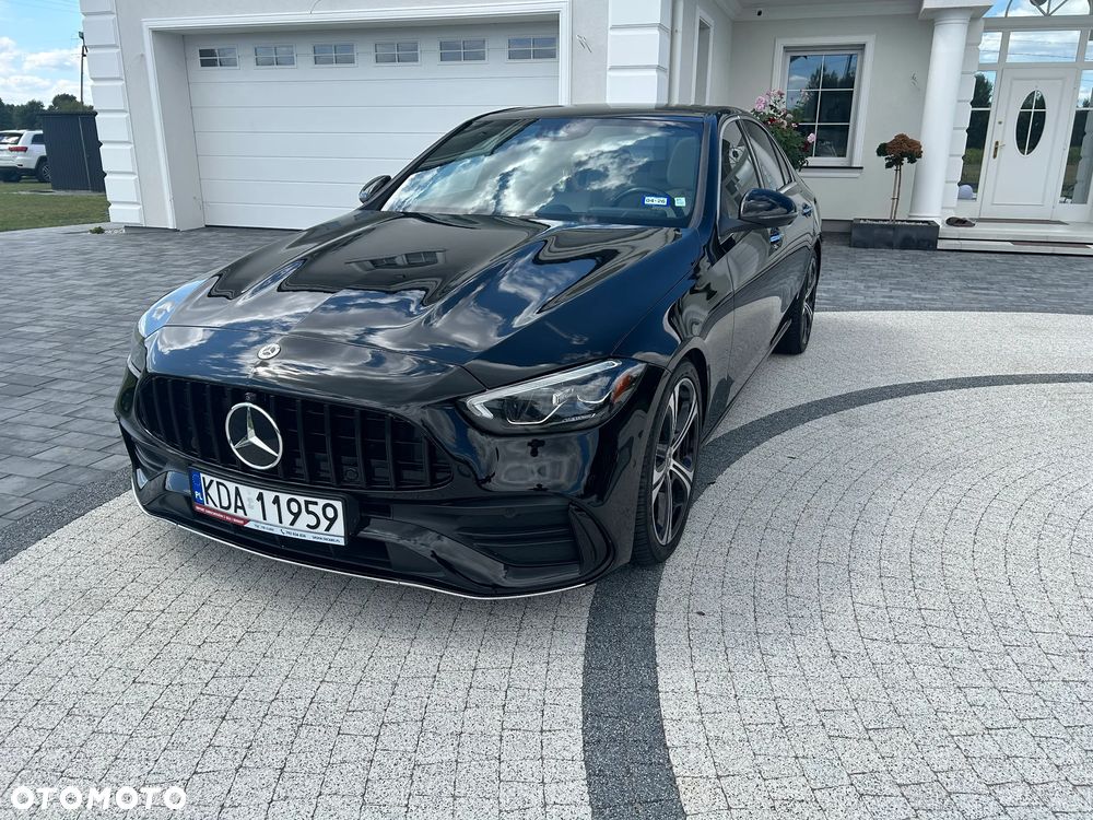 Mercedes-Benz Klasa C 300 9G-TRONIC - 2
