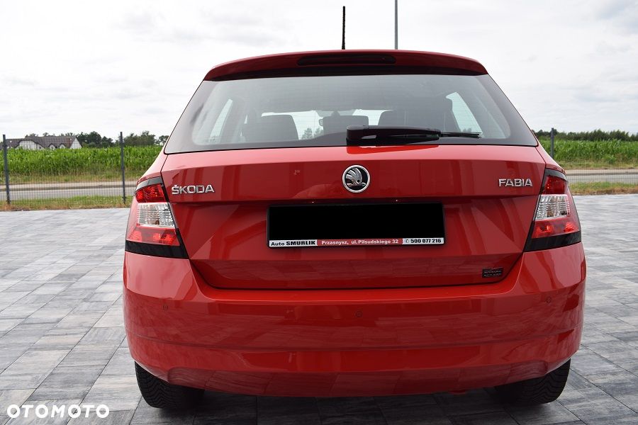 Skoda Fabia 1.2 TSI Cool Edition Red & Grey - 24