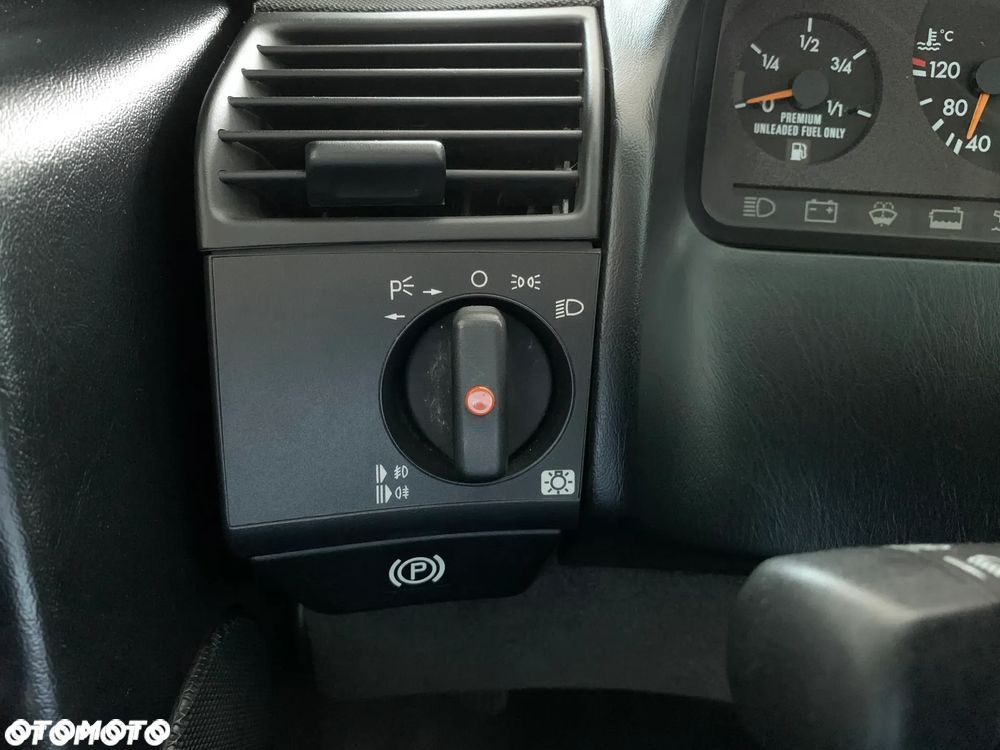 Mercedes-Benz SL - 23