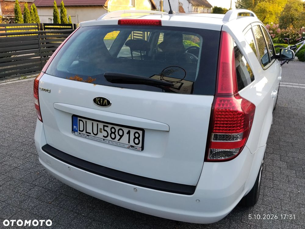 Kia Ceed - 6