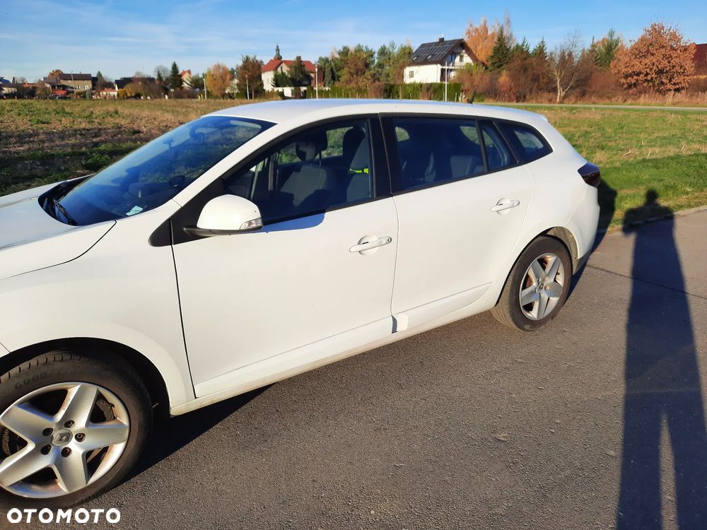 Renault Megane ENERGY TCe 115 Start & Stop Authentique - 12