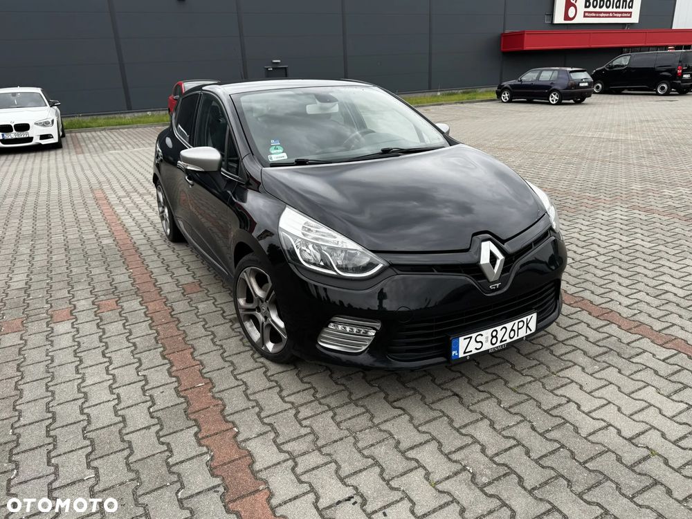 Renault Clio - 1