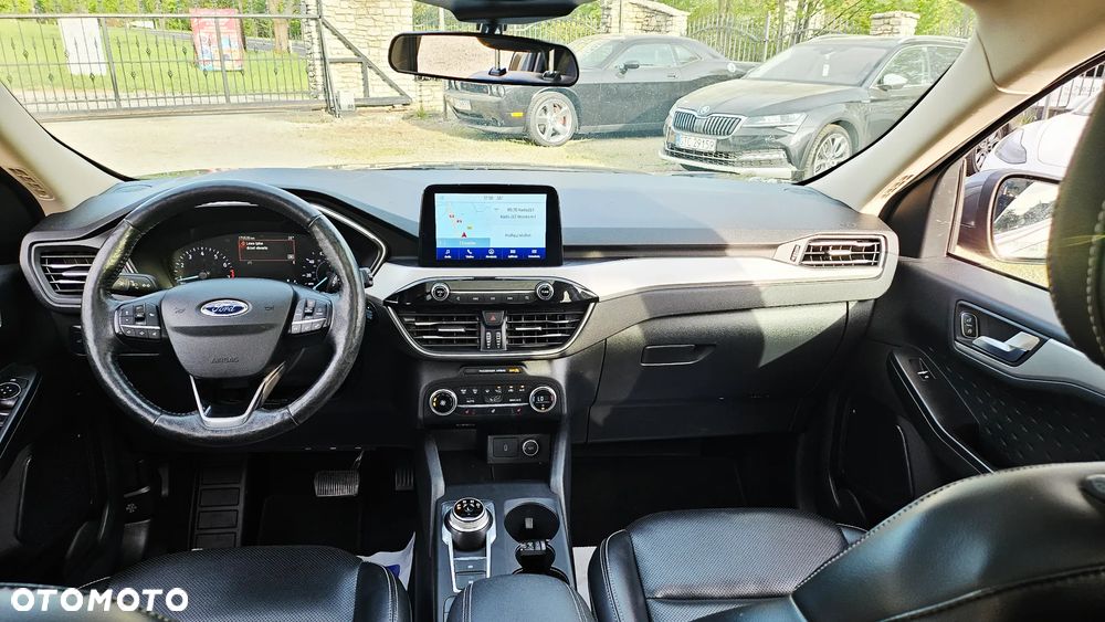 Ford Kuga 1.5 EcoBoost 4WD Titanium Plus - 5