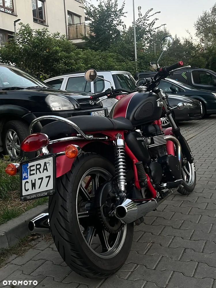 Triumph Bonneville - 5