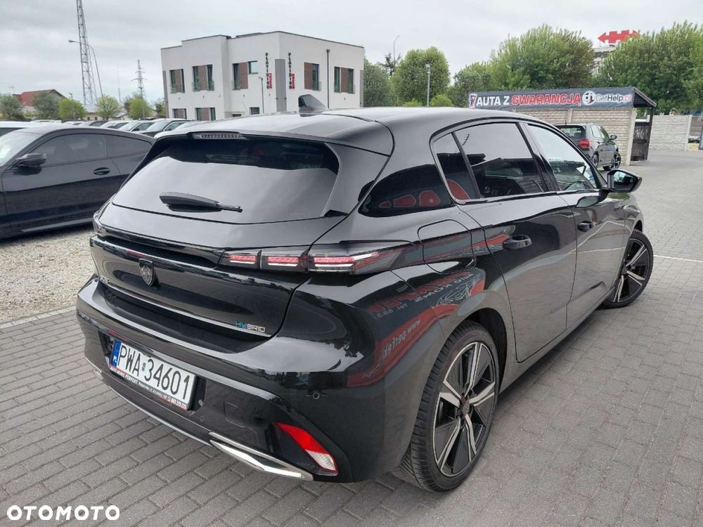 Peugeot 308 - 8