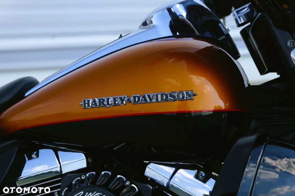 Harley-Davidson Touring Electra Glide - 8