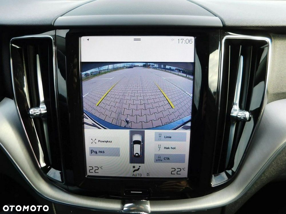 Volvo XC 60 D4 Momentum Pro - 16