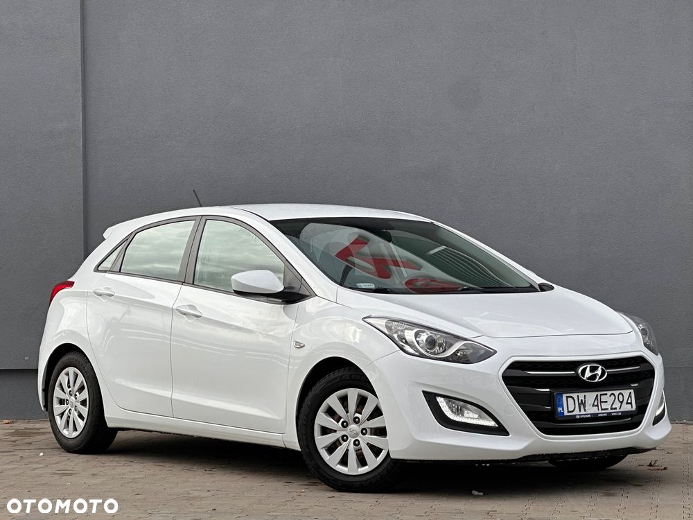 Hyundai i30 1.6 CRDi BlueDrive Comfort - 1
