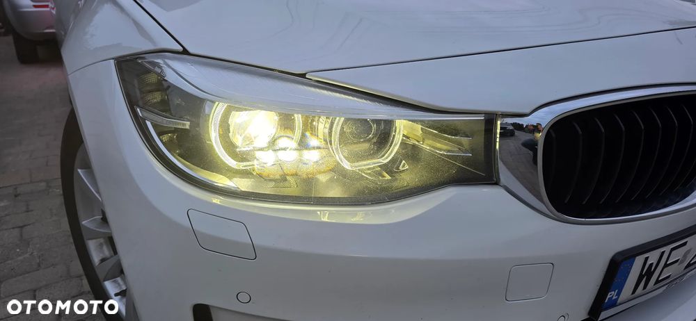 BMW 3GT 320i GPF - 24