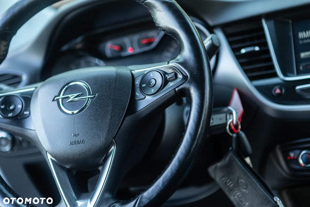 Opel Crossland X - 28