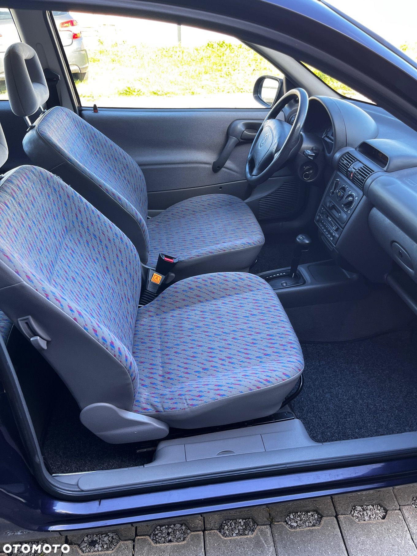 Opel Corsa - 11