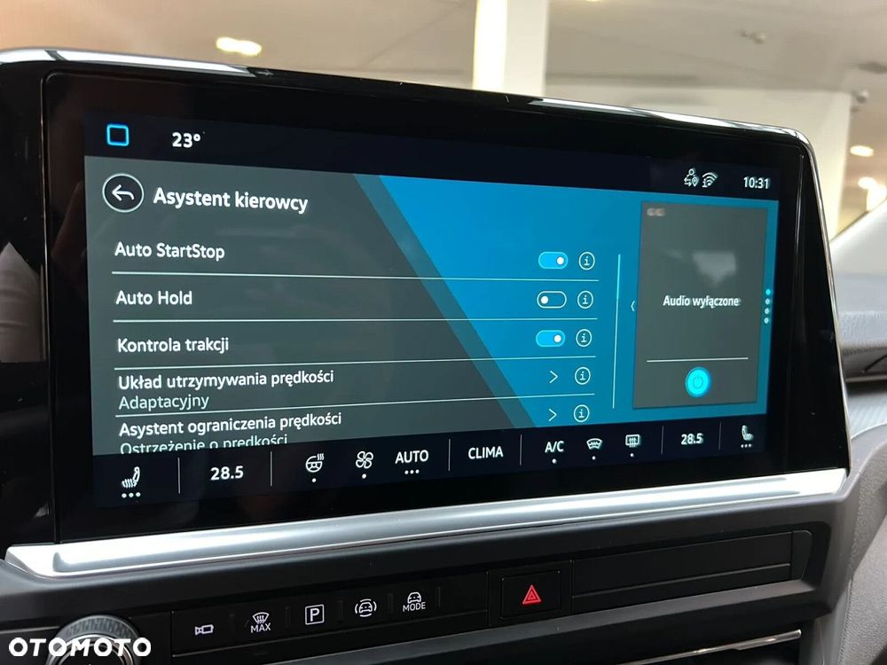 Volkswagen Caravelle Style 2.0 TDI 4Motion 170 KM automat - 19