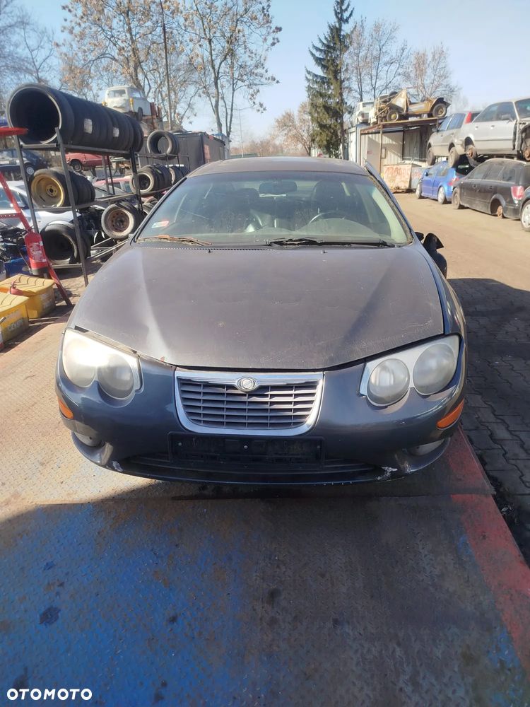 Chrysler 300 na części - 1