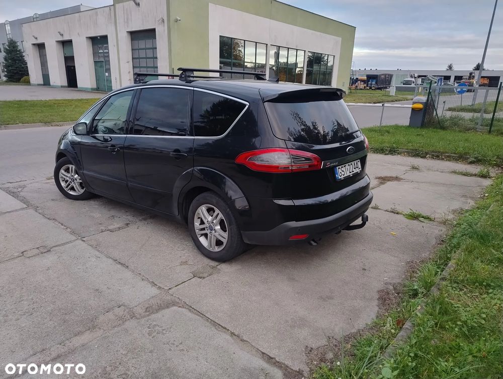 Ford S-Max 2012 photo 4