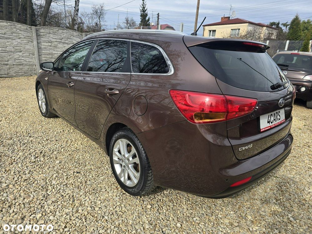 Kia Ceed - 29