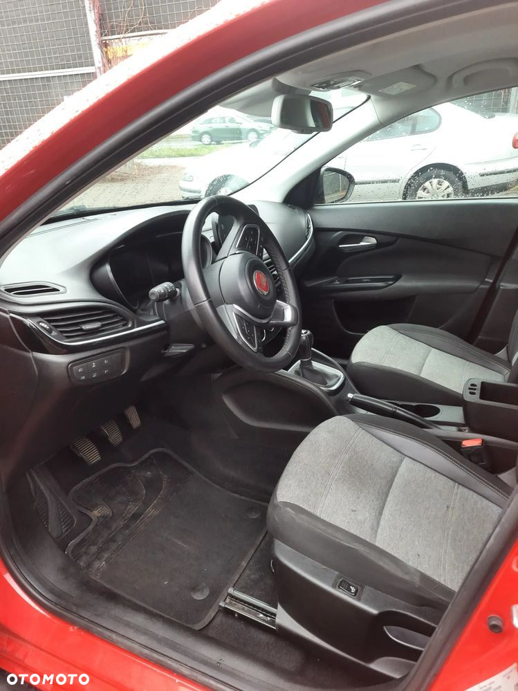 Fiat Tipo 1.0 T3 Cross - 12