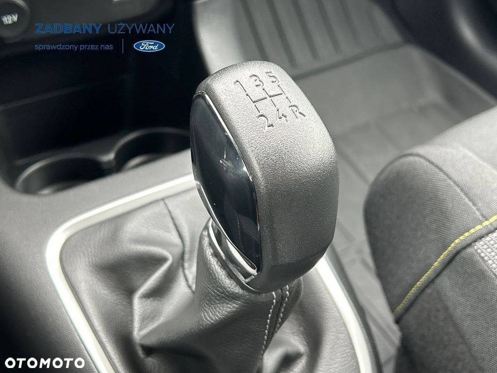 Citroën C3 1.2 PureTech Shine - 21