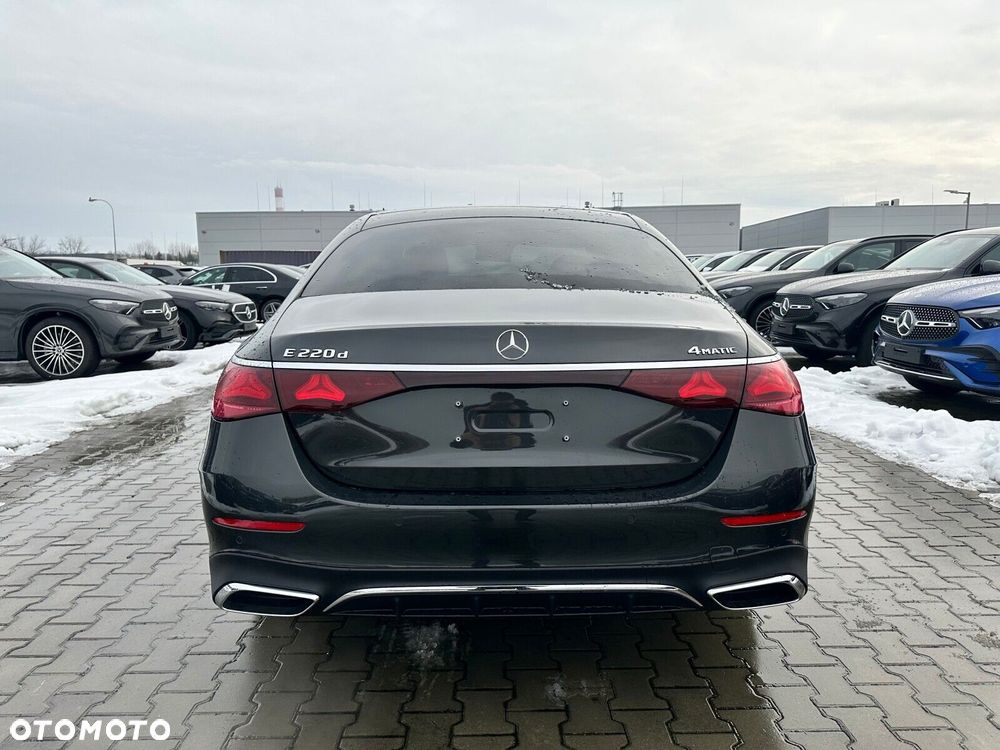 Mercedes-Benz Klasa E - 6