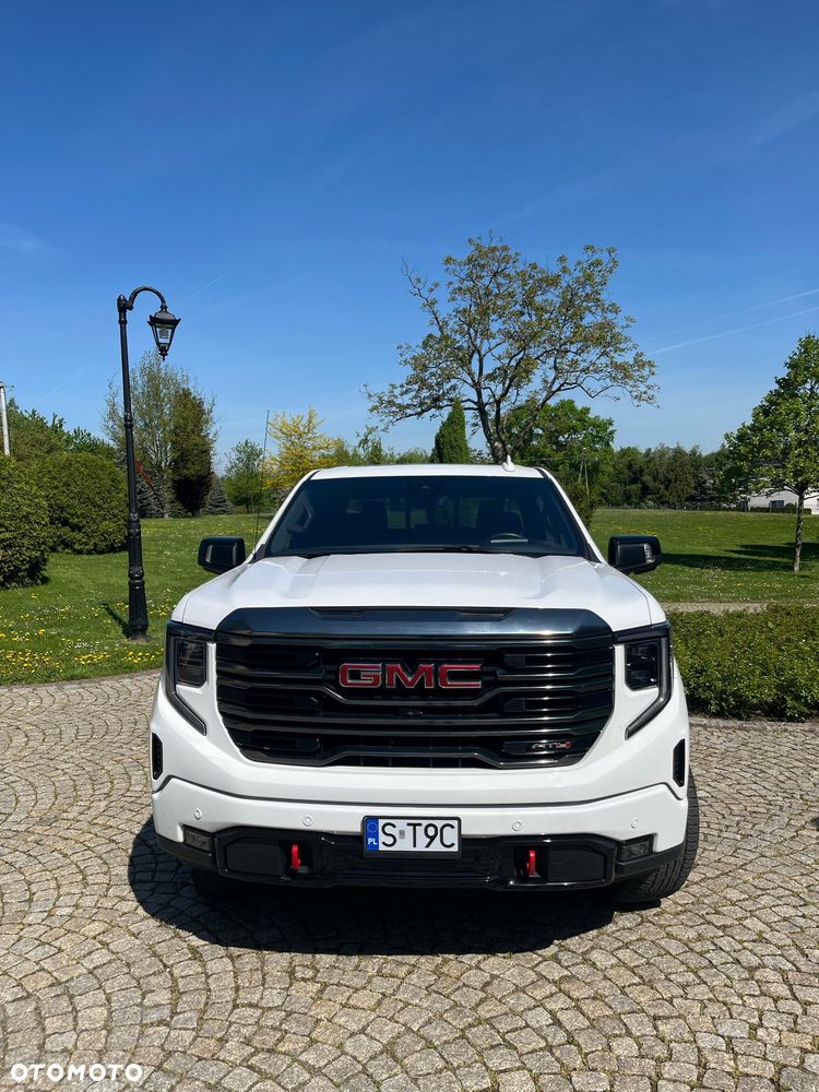 GMC Sierra - 33