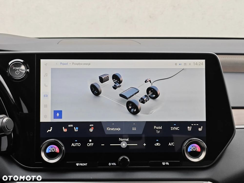 Lexus RX 450h+ Omotenashi - 24