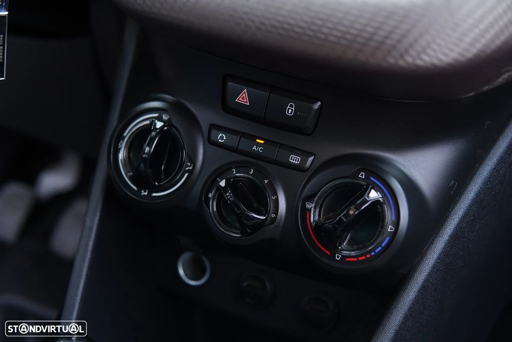 Peugeot 2008 1.2 PureTech Style - 44