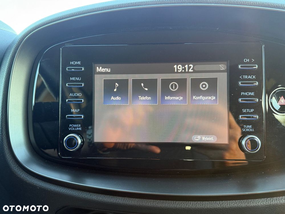 Toyota Aygo X Limited - 34