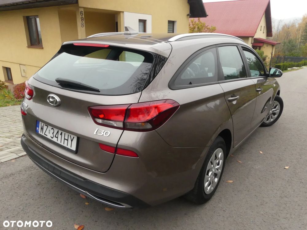 Hyundai i30 1.5 DPI Comfort - 16