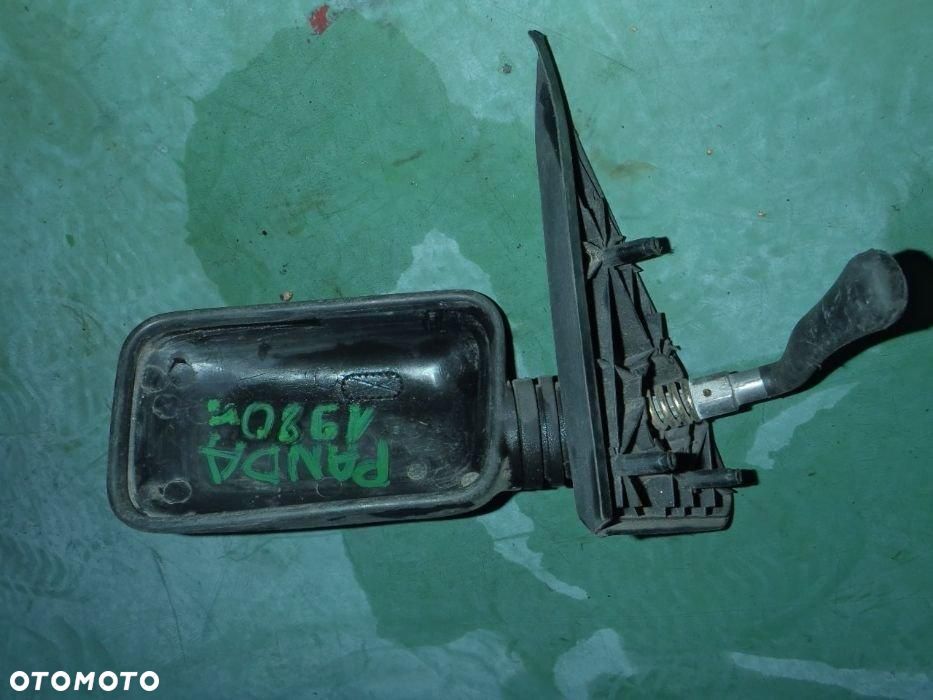 lusterko obudowa lusterka fiat panda 1980r. mam wszystkie części do tego modelu - 1